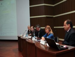 Itri panelle anıldı